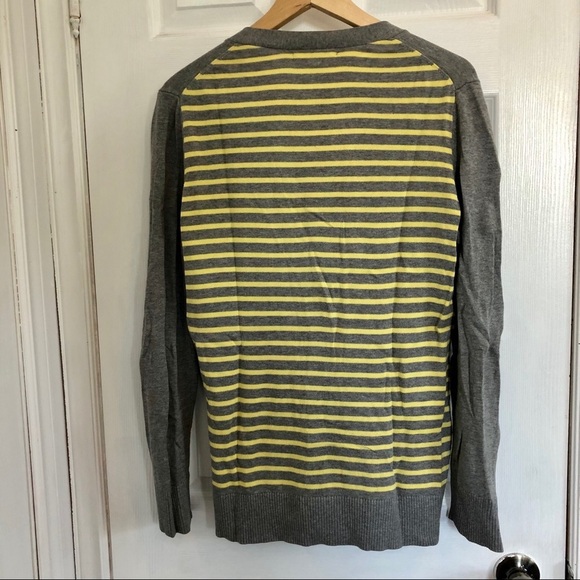 ✨3/$30✨ Banana Republic Grey & Yellow Striped Button-Up Cardigan | L - Picture 2 of 3